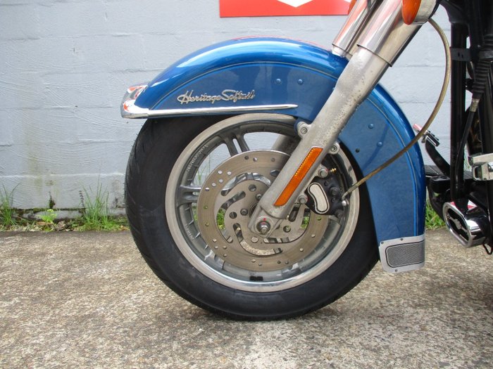 2005 HARLEY-DAVIDSON FLSTCI HERITAGE S/TAIL CLASSIC BLUE