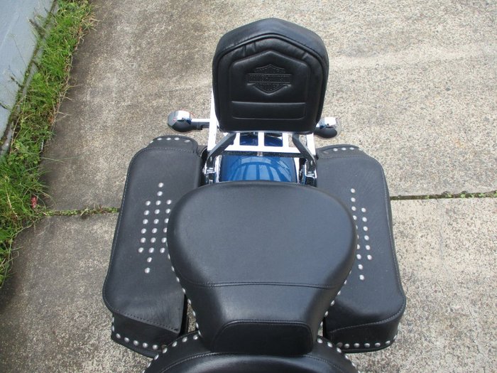 2005 HARLEY-DAVIDSON FLSTCI HERITAGE S/TAIL CLASSIC BLUE