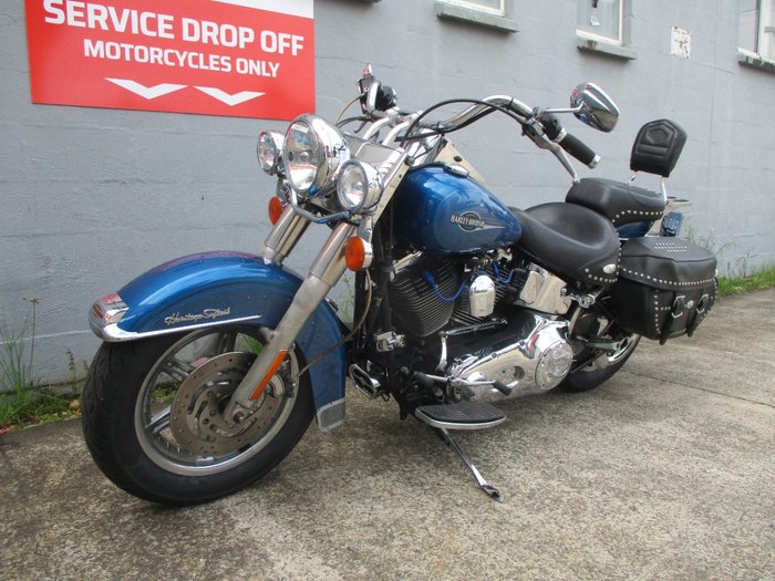 2005 HARLEY-DAVIDSON FLSTCI HERITAGE S/TAIL CLASSIC BLUE