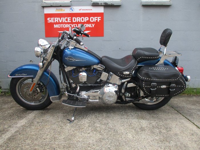 2005 HARLEY-DAVIDSON FLSTCI HERITAGE S/TAIL CLASSIC BLUE