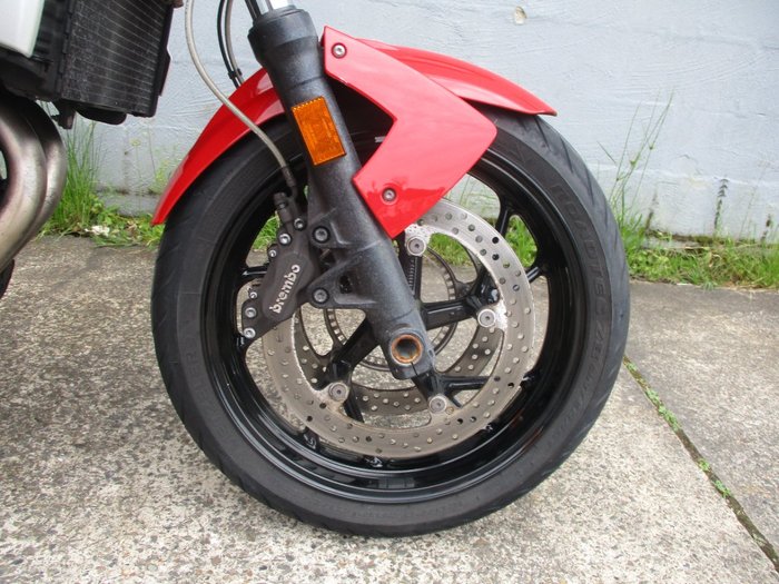2012 BMW Motorrad F 800 R RED