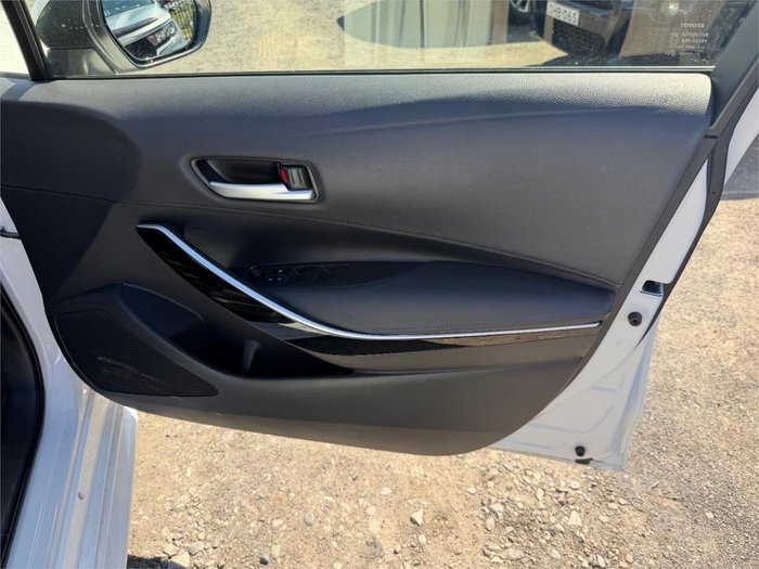 2022 TOYOTA COROLLA ZR