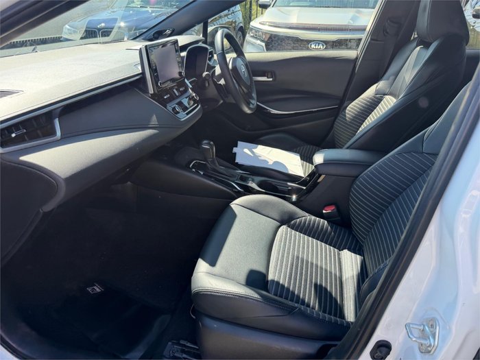 2022 TOYOTA COROLLA ZR