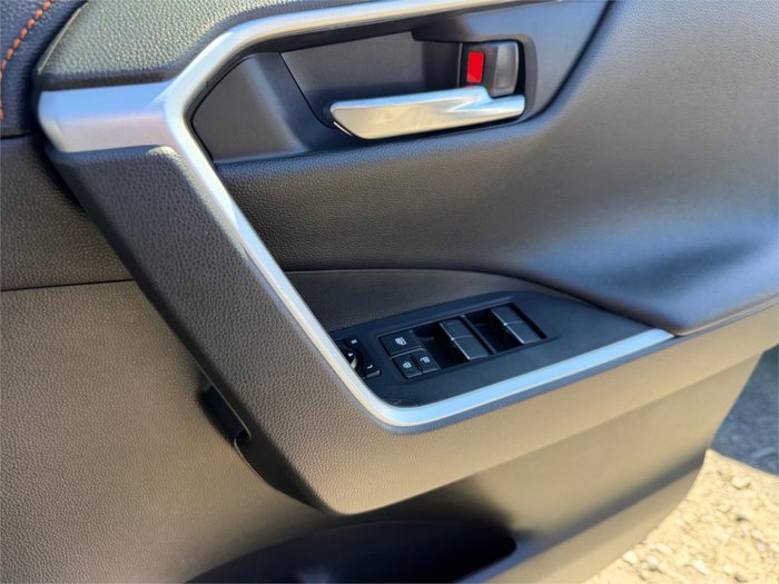 2020 TOYOTA RAV4 EDGE (AWD)