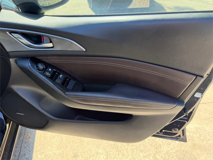 2018 MAZDA MAZDA3 SP25 GT (5YR)