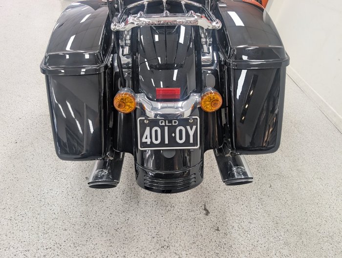 2017 Harley-davidson FLHXS STREET GLIDE SPECIAL Black
