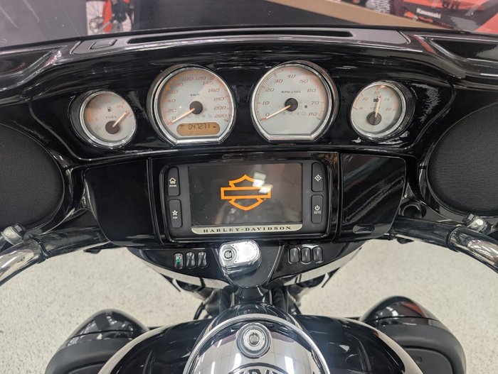 2017 Harley-davidson FLHXS STREET GLIDE SPECIAL Black