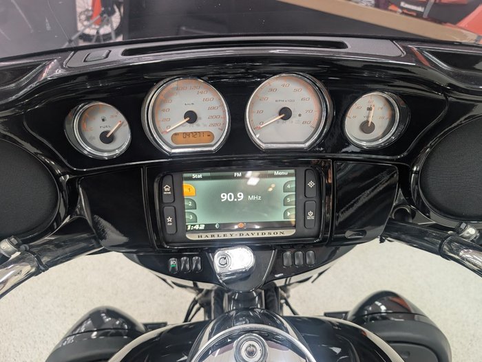 2017 Harley-davidson FLHXS STREET GLIDE SPECIAL Black