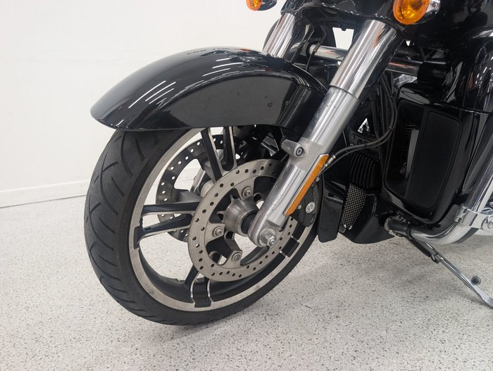 2017 Harley-davidson FLHXS STREET GLIDE SPECIAL Black