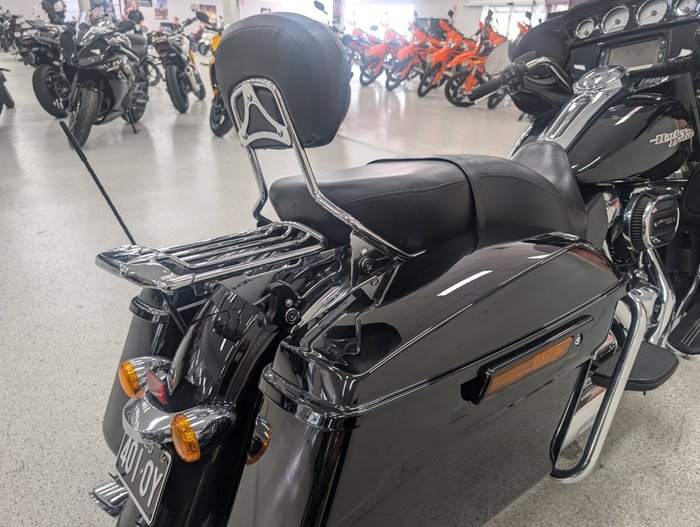 2017 Harley-davidson FLHXS STREET GLIDE SPECIAL Black