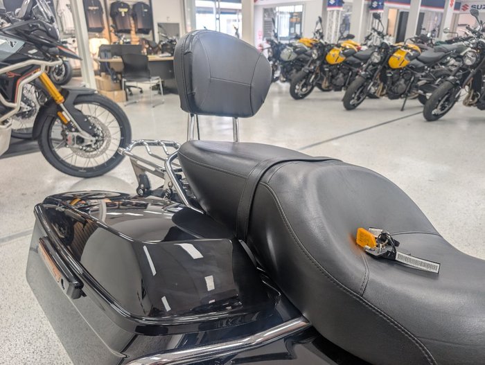 2017 Harley-davidson FLHXS STREET GLIDE SPECIAL Black
