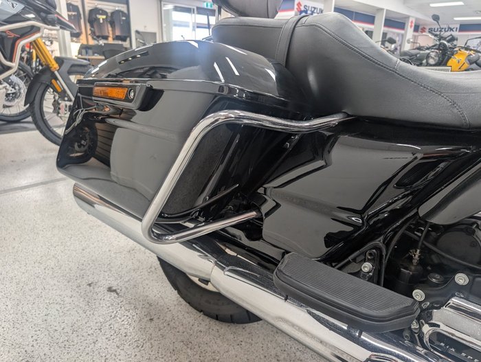 2017 Harley-davidson FLHXS STREET GLIDE SPECIAL Black
