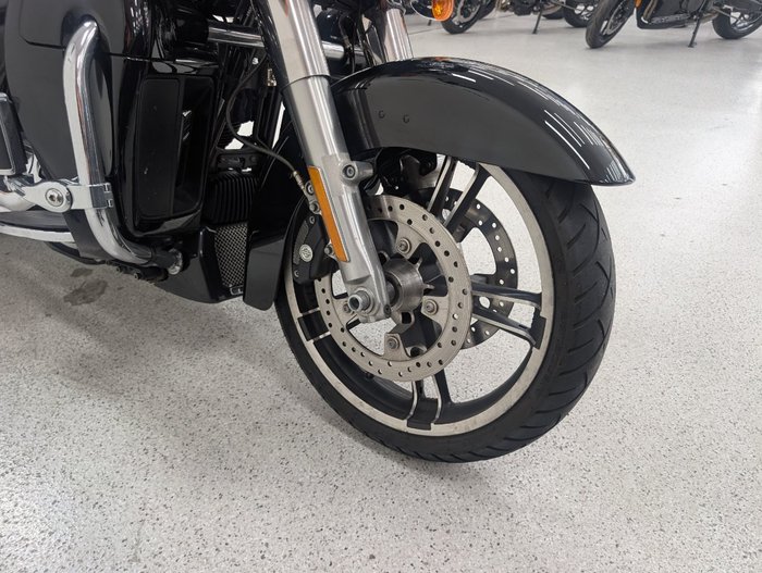 2017 Harley-davidson FLHXS STREET GLIDE SPECIAL Black