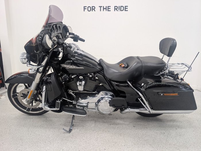 2017 Harley-davidson FLHXS STREET GLIDE SPECIAL Black