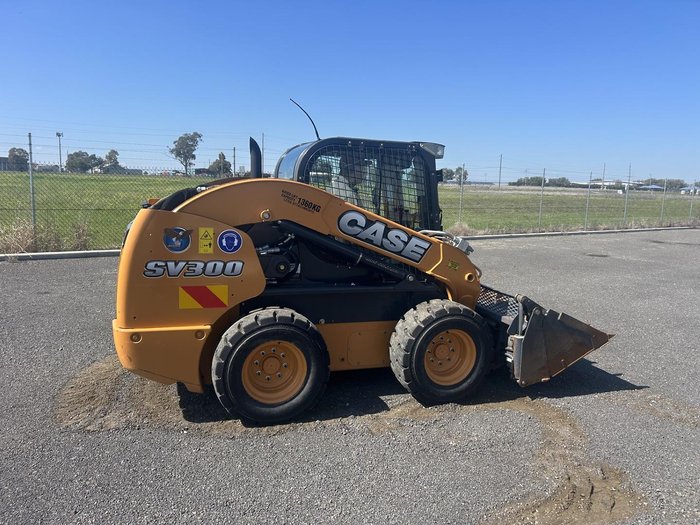 2014 CASE Sv300