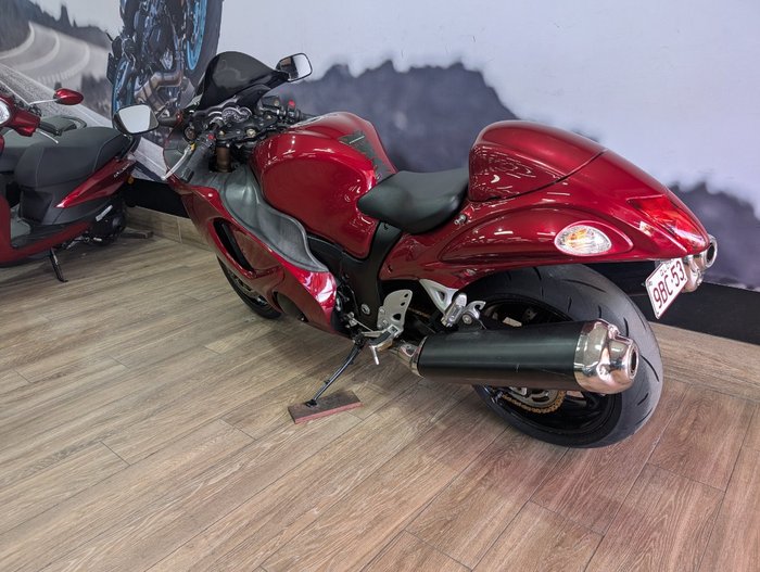 Suzuki 2011 SUZUKI 1300CC GSXR1300R HAYABUSA RED