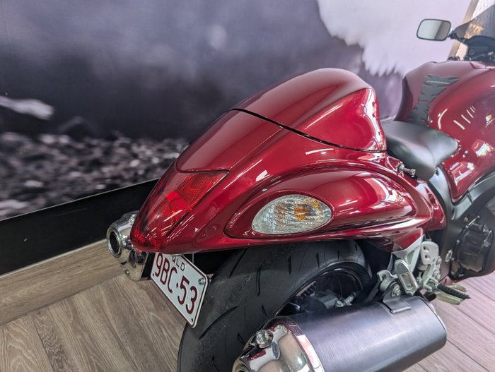 Suzuki 2011 SUZUKI 1300CC GSXR1300R HAYABUSA RED