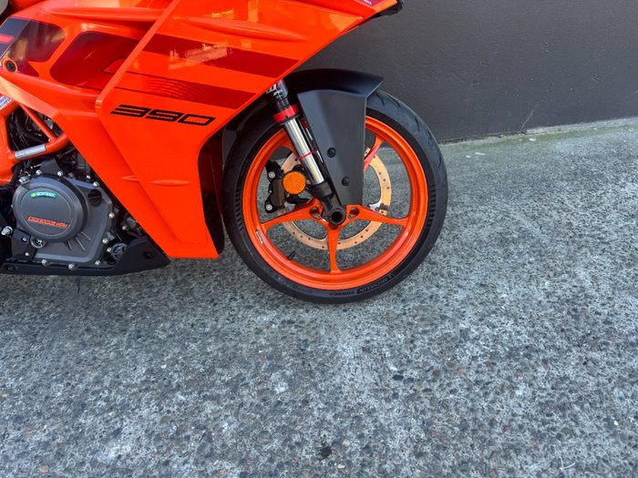 2024 Ktm RC 390 ORANGE