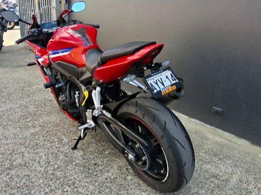 2026 Honda CBR650R RED