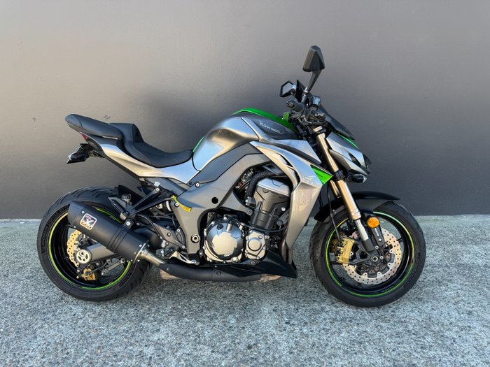 2014 Kawasaki Z1000 GREEN
