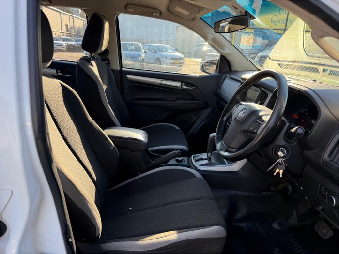 2017 HOLDEN COLORADO LS (4x4)