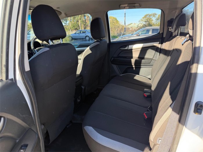 2017 HOLDEN COLORADO LS (4x4)