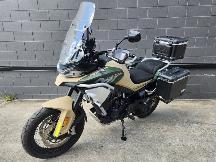2022 CFMOTO MT TOURING Green