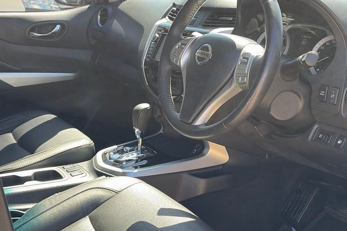 2017 Nissan Navara ST-X