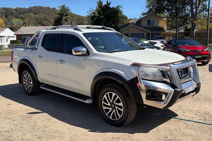 2017 Nissan Navara ST-X