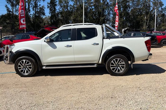 2017 Nissan Navara ST-X