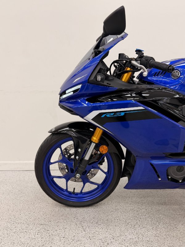 2025 YAMAHA YZF-R3 Blue