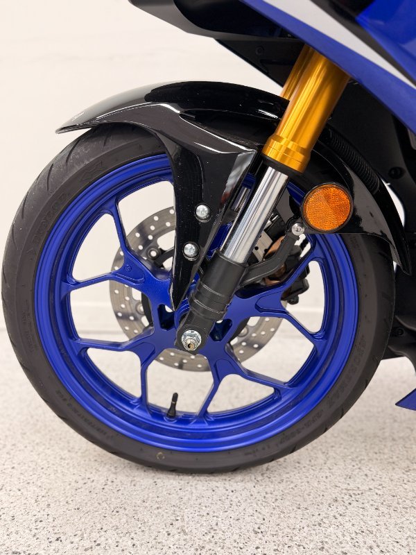 2025 YAMAHA YZF-R3 Blue
