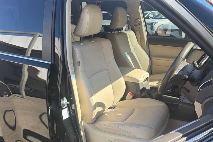 2023 Toyota Landcruiser Prado VX