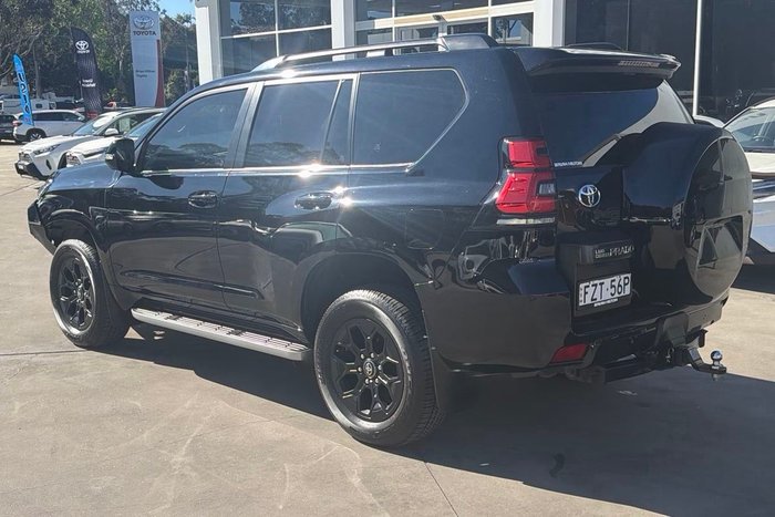 2023 Toyota Landcruiser Prado VX