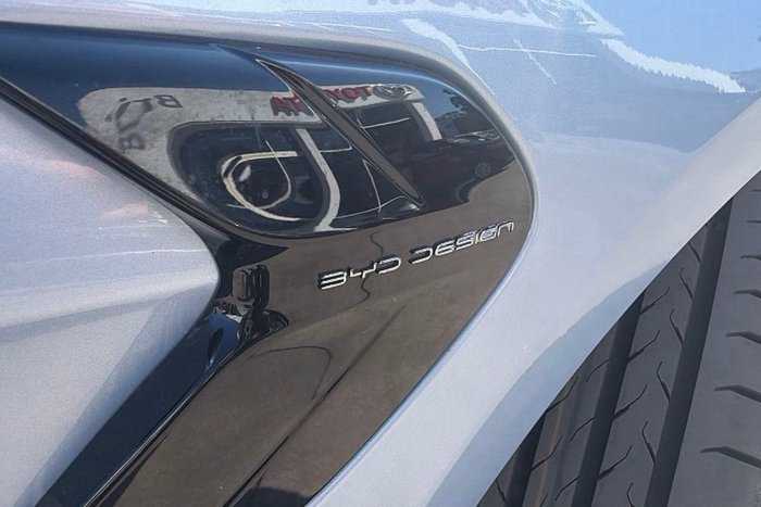 2024 BYD SEAL Premium