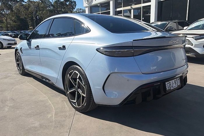 2024 BYD SEAL Premium