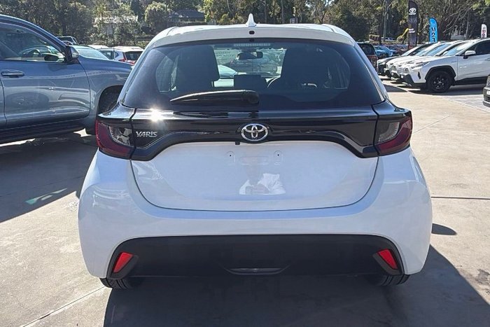 2023 Toyota Yaris Ascent Sport
