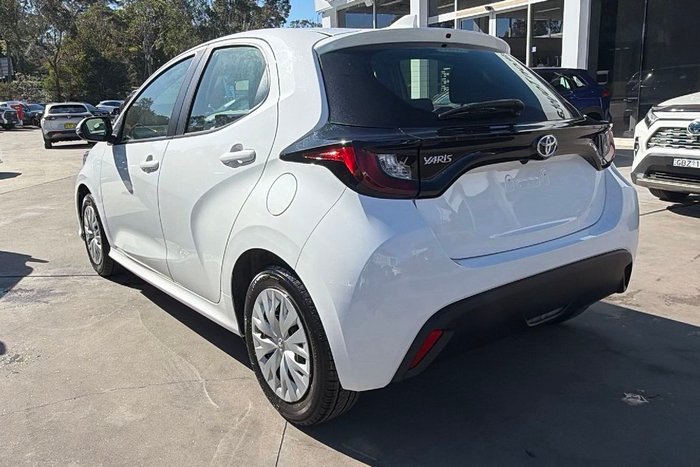 2023 Toyota Yaris Ascent Sport