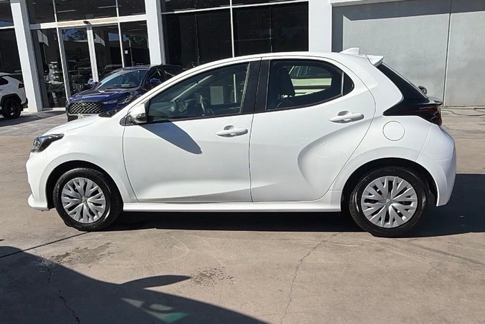 2023 Toyota Yaris Ascent Sport