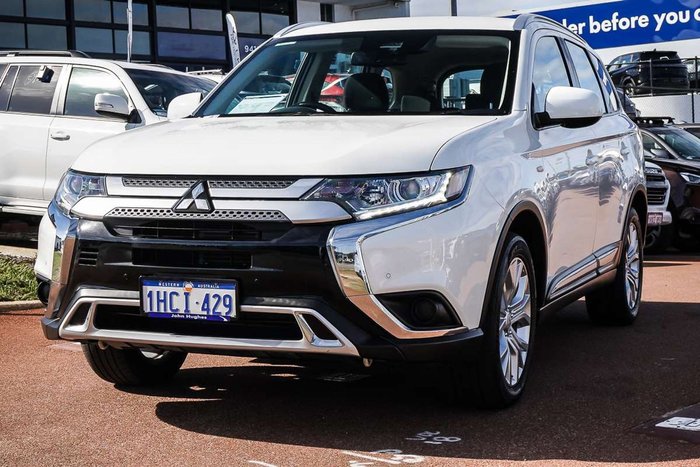 2020 Mitsubishi Outlander ES