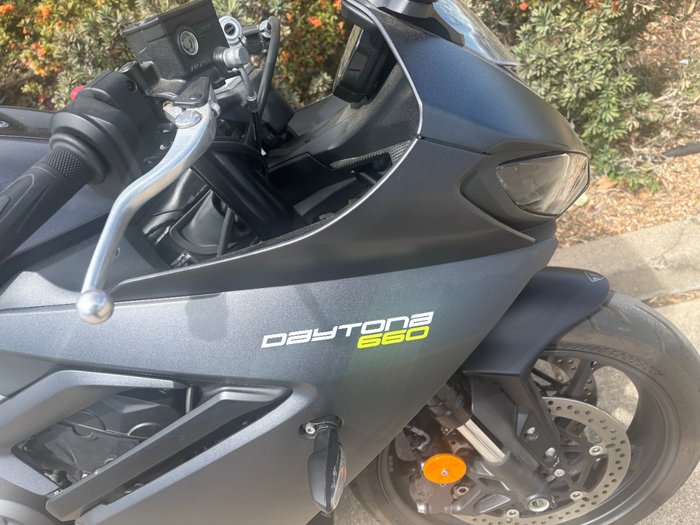 2025 Triumph DAYTONA 660 (LAMS) Black