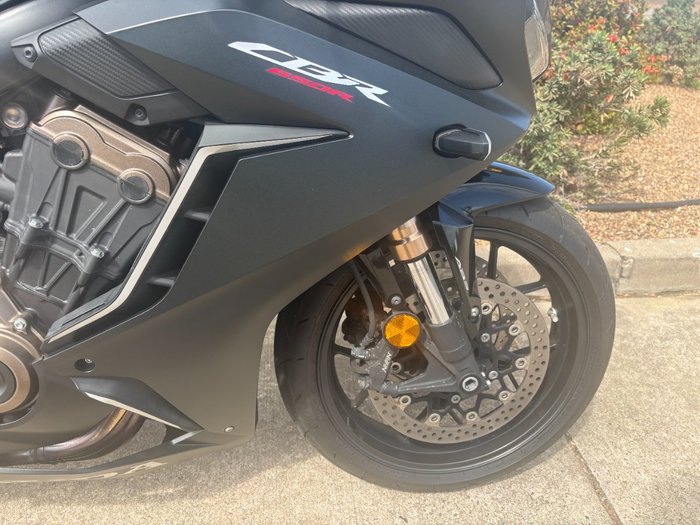 2021 Honda CBR650R Black