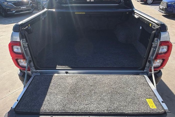 2022 Toyota Hilux Rogue