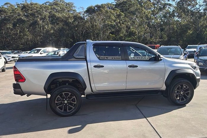 2022 Toyota Hilux Rogue