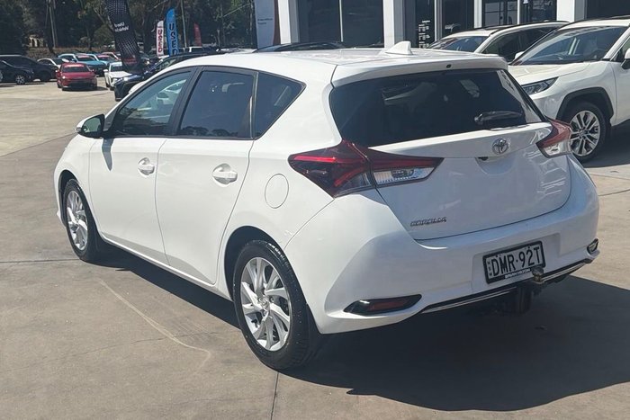 2017 Toyota Corolla Ascent Sport