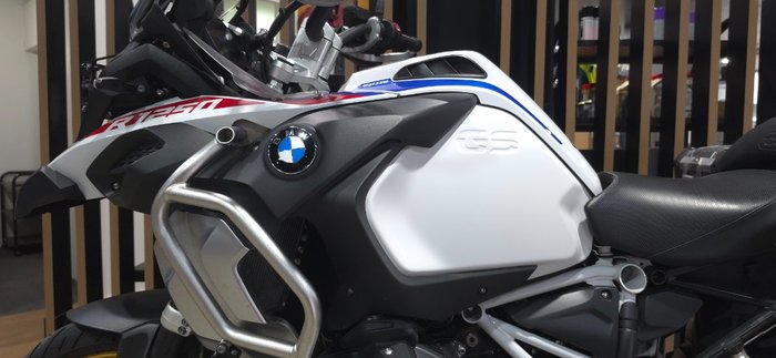 2020 BMW Motorrad R 1250 GS ADVENTURE LIGHT WHITE UNI/RACINGBLUE MET/RACI