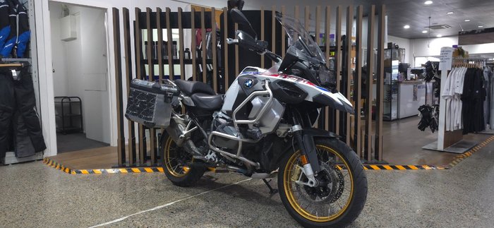 2020 BMW Motorrad R 1250 GS ADVENTURE LIGHT WHITE UNI/RACINGBLUE MET/RACI