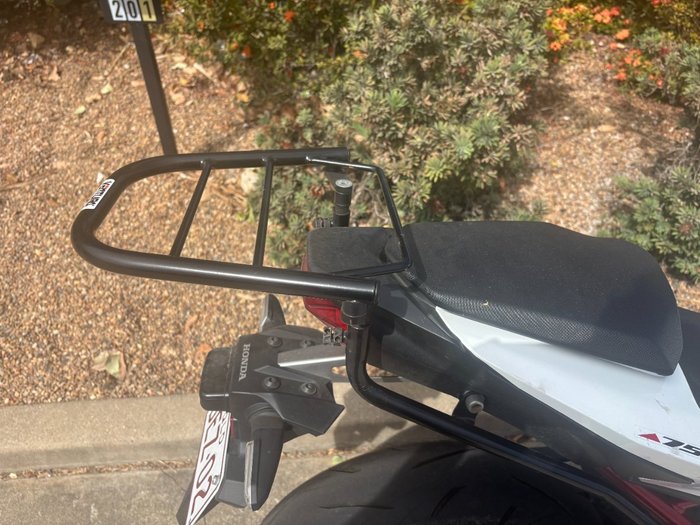 2023 Honda CB750 (HORNET) White