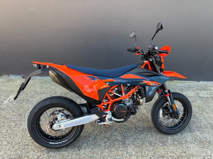 2026 Ktm 690 SMC R