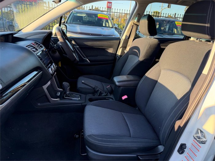 2017 SUBARU FORESTER 2.0D-L